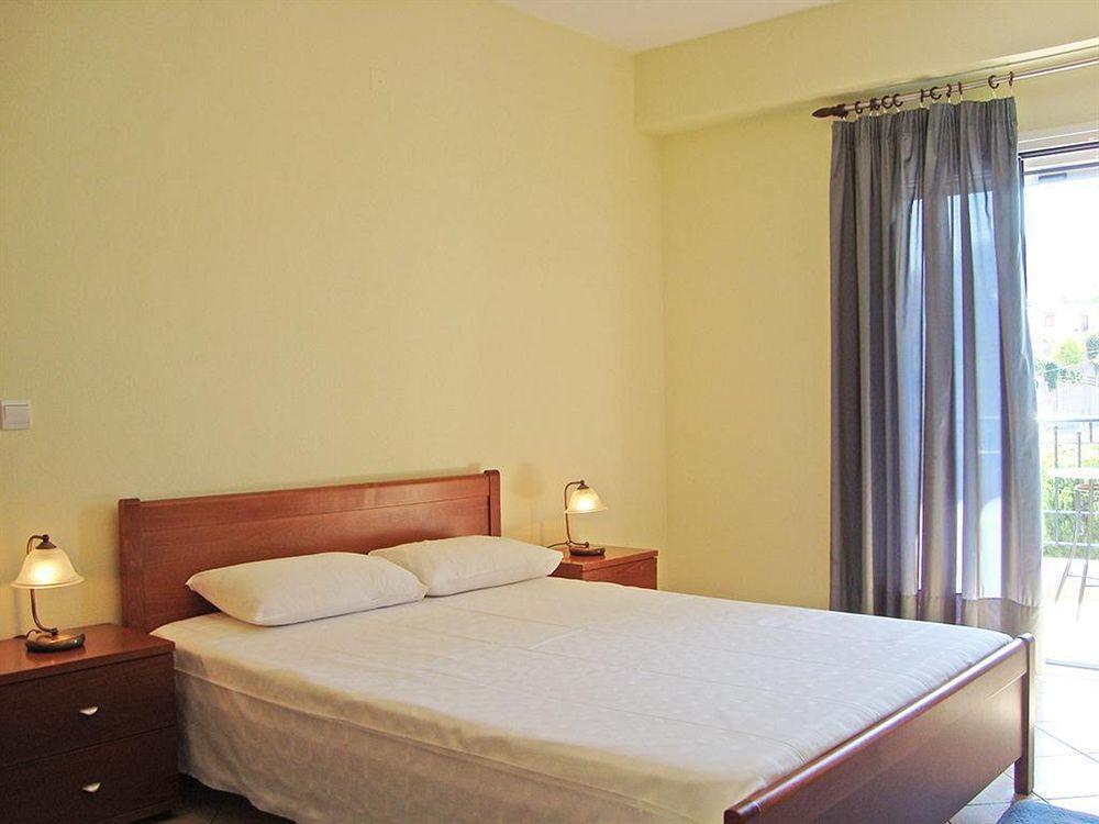Paradosi Rooms Igumeníca Kültér fotó