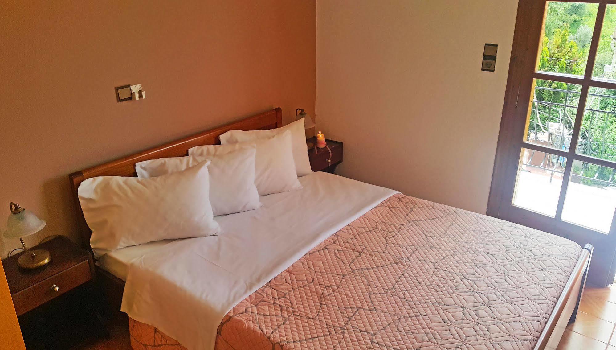 Paradosi Rooms Igumeníca Kültér fotó