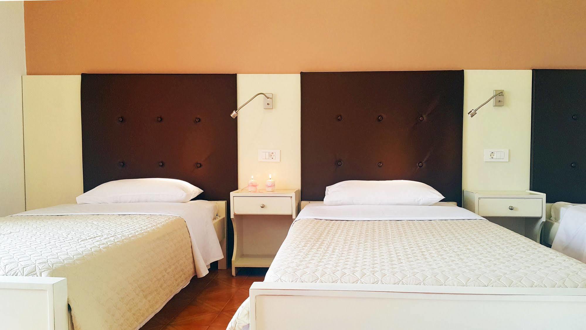 Paradosi Rooms Igumeníca Kültér fotó