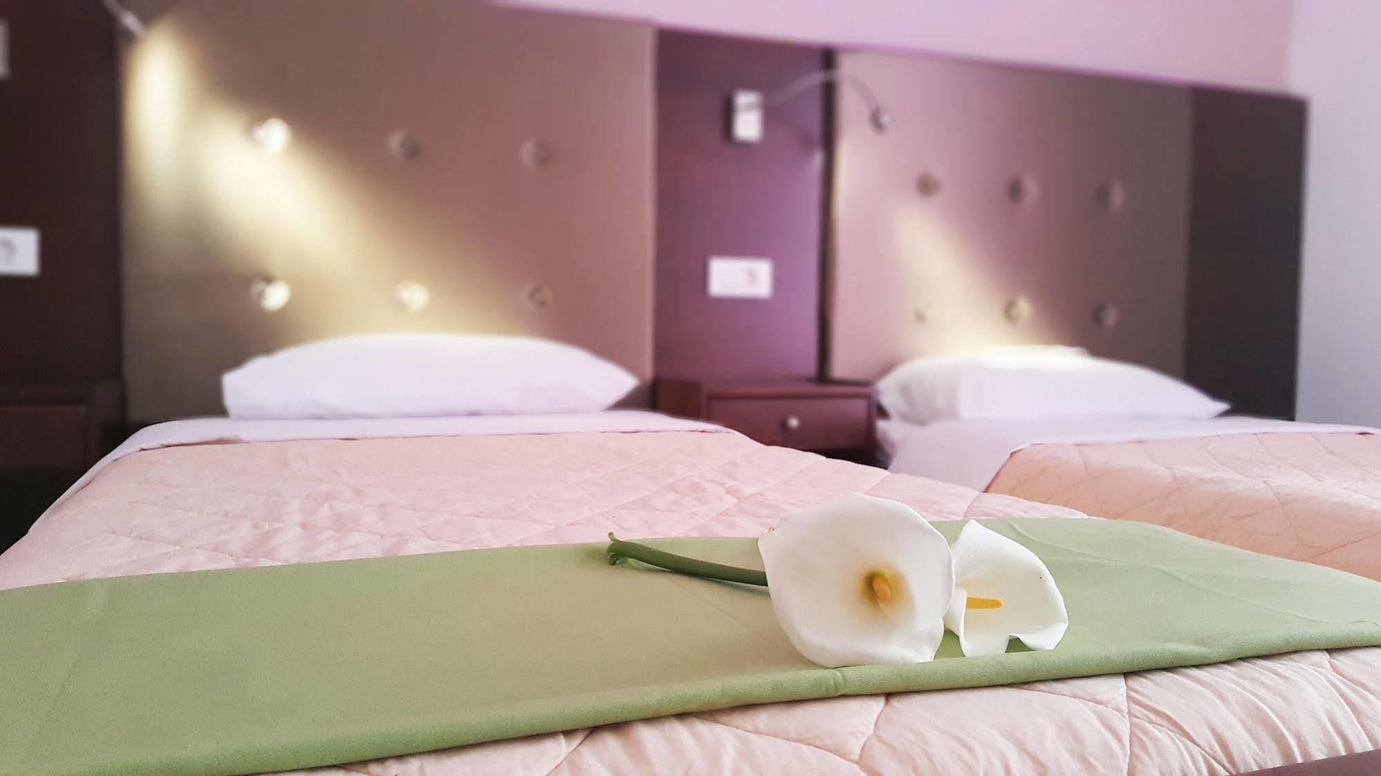 Paradosi Rooms Igumeníca Kültér fotó